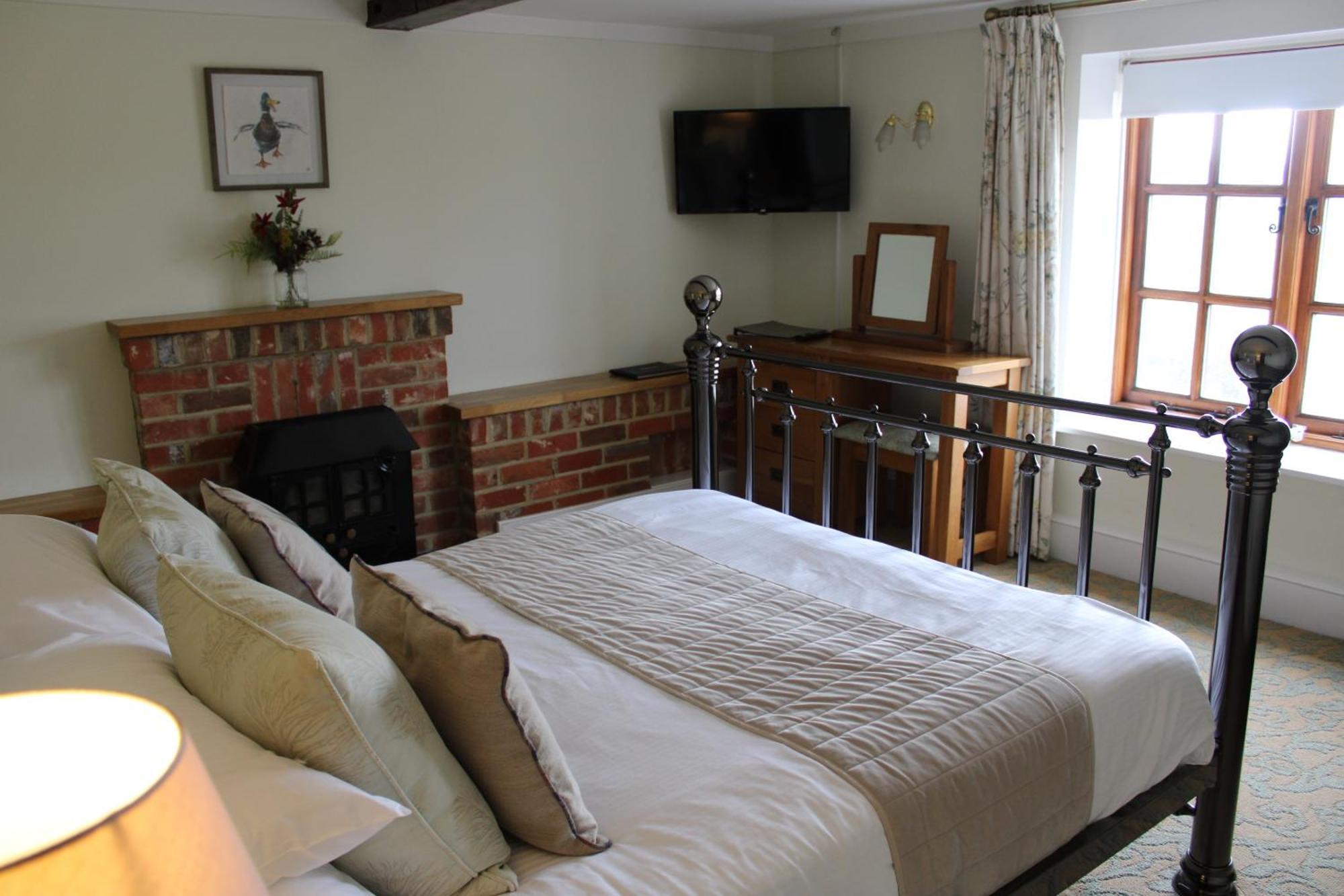 The Chequers Inn Rookley Exteriör bild